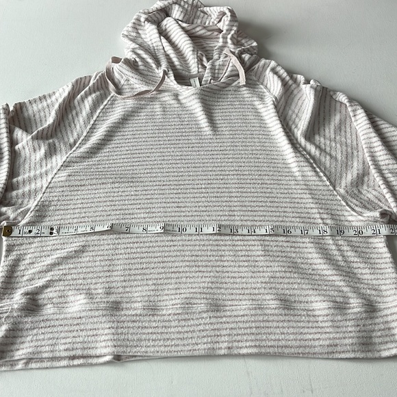 Gentle Fawn Striped Hoodie - Picture 6 of 9